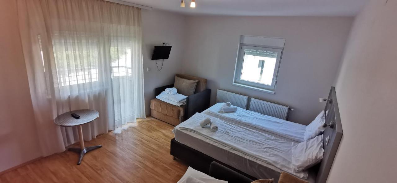 Apartments Milsa Lux Soko Banja Ngoại thất bức ảnh