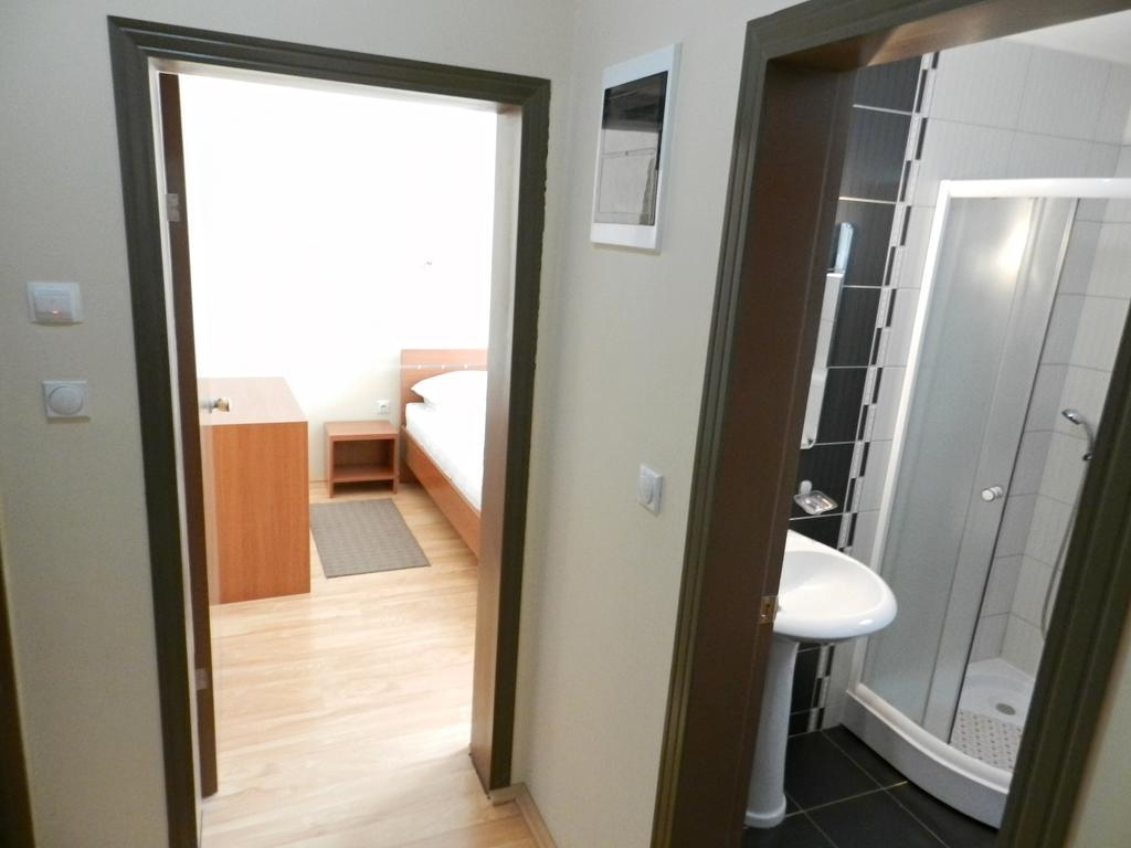 Apartments Milsa Lux Soko Banja Phòng bức ảnh